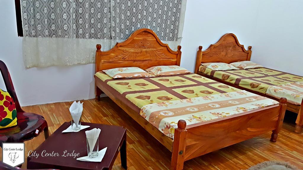 Ponnarankulama City Centre Lodge מראה חיצוני תמונה