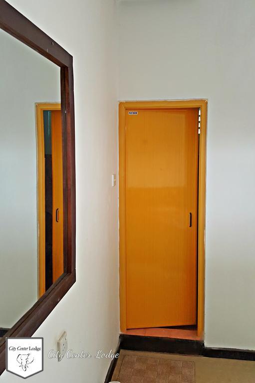 Ponnarankulama City Centre Lodge מראה חיצוני תמונה