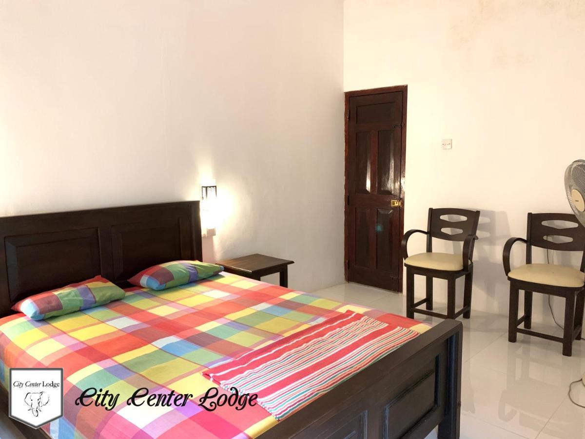 Ponnarankulama City Centre Lodge מראה חיצוני תמונה