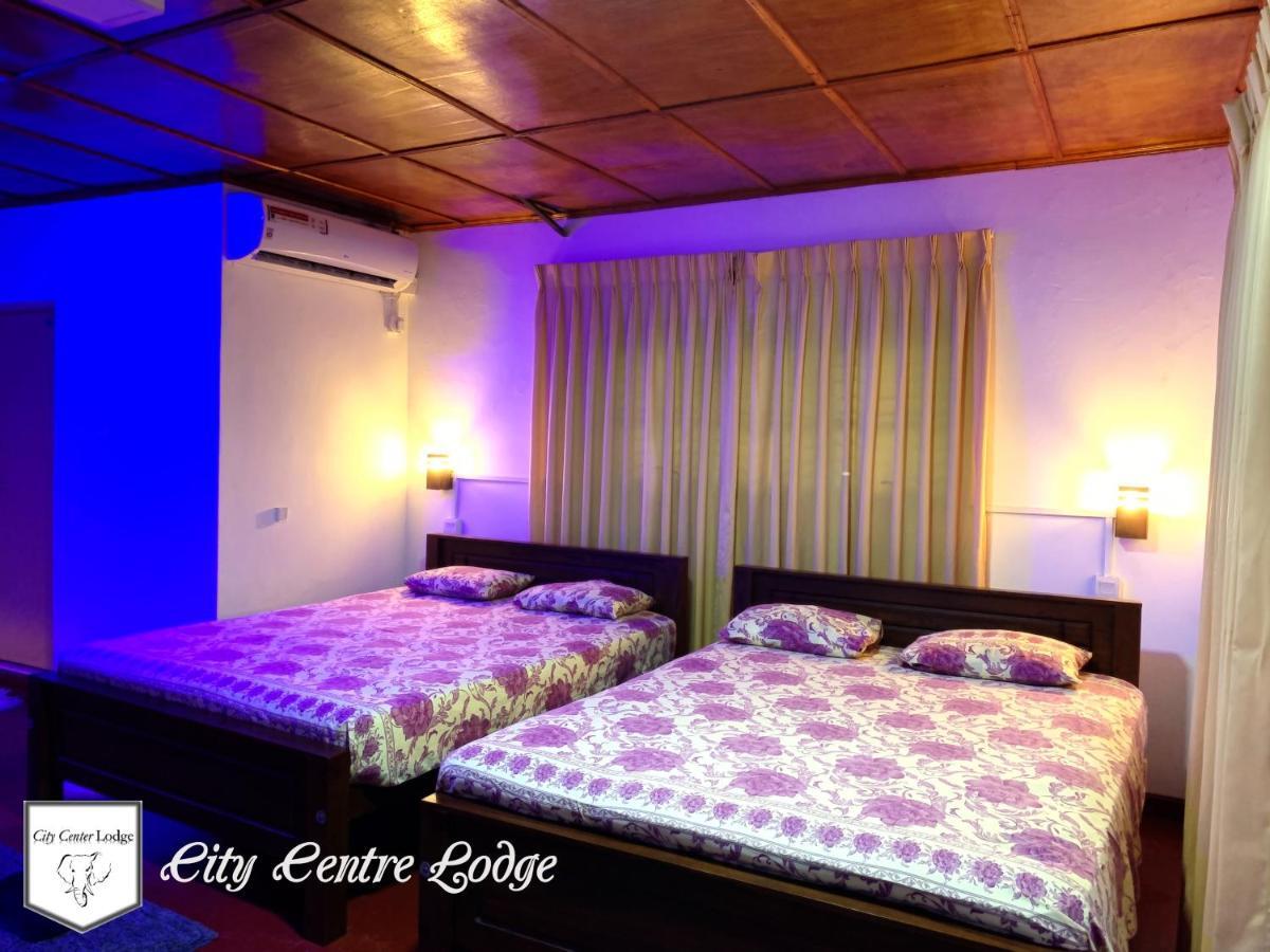 Ponnarankulama City Centre Lodge מראה חיצוני תמונה