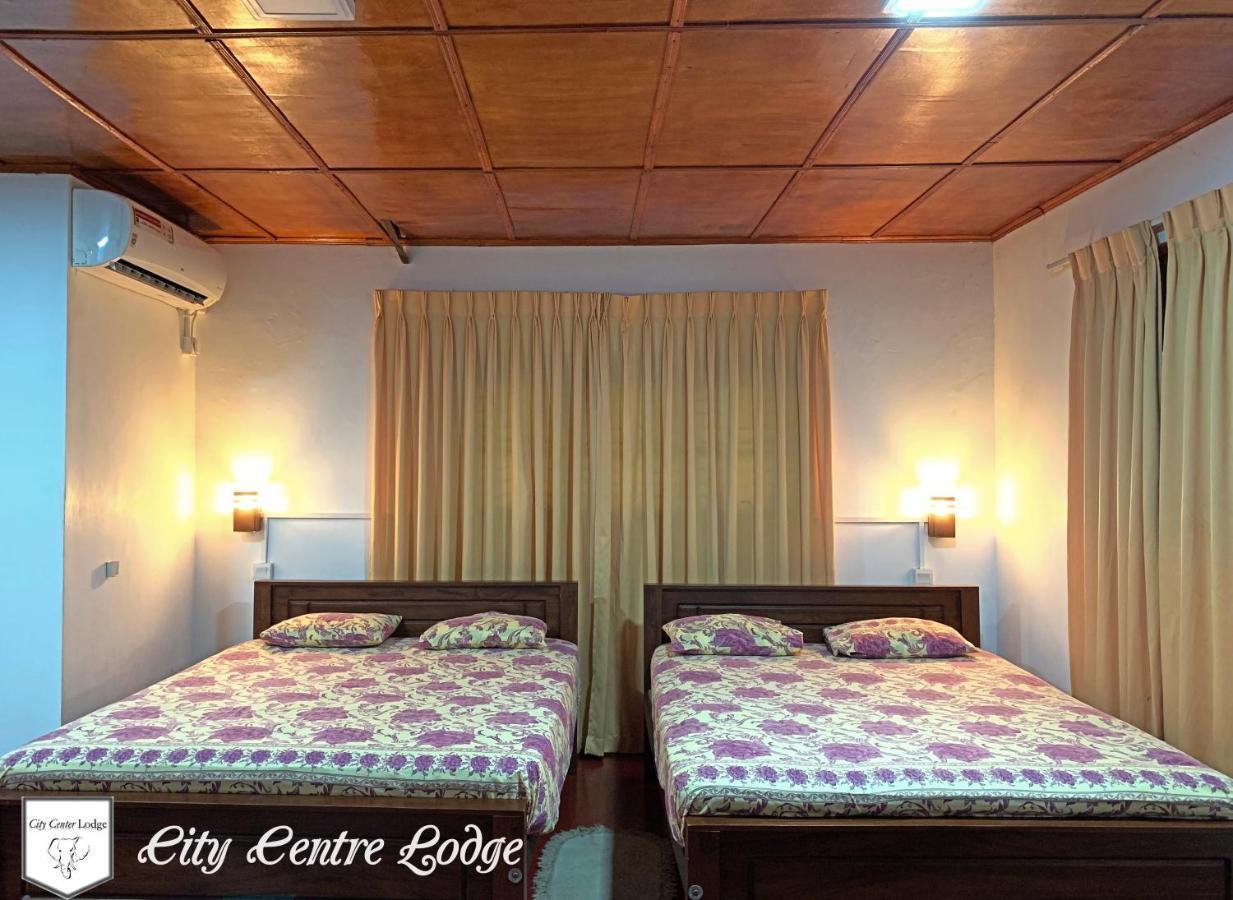 Ponnarankulama City Centre Lodge מראה חיצוני תמונה